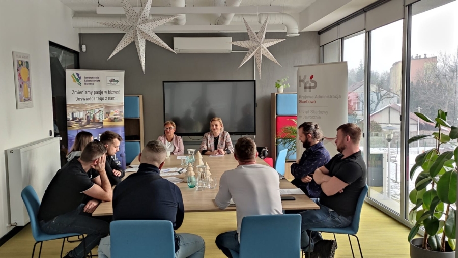 Fotorelacja: "Formy opodatkowania działalności gospodarczej, jak założyć firmę"